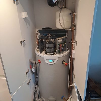 Hot water heat pump