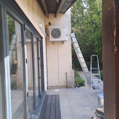 Installation of two Mitsubishi Electric wall mounted splits for an architect designed house