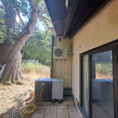 Installation of two Mitsubishi Electric wall mounted splits for an architect designed house